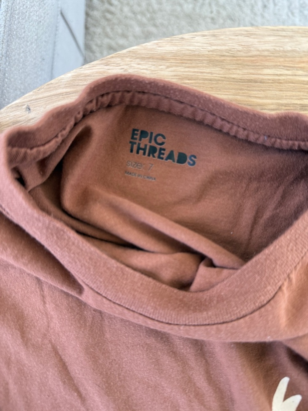 Epic Threads Tee - Picture 4 of 4